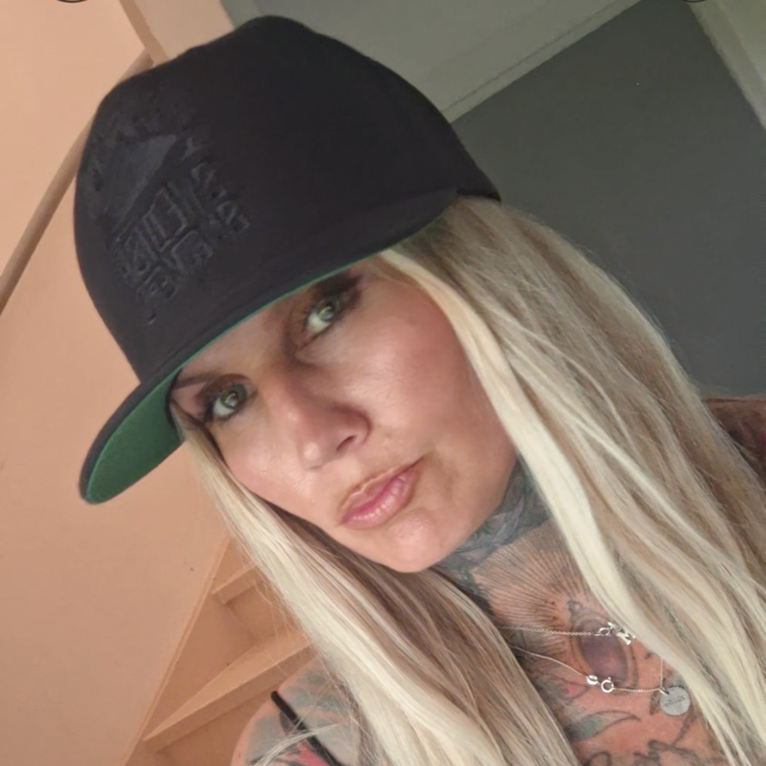 Trucker keps Träskor swedish sneakers