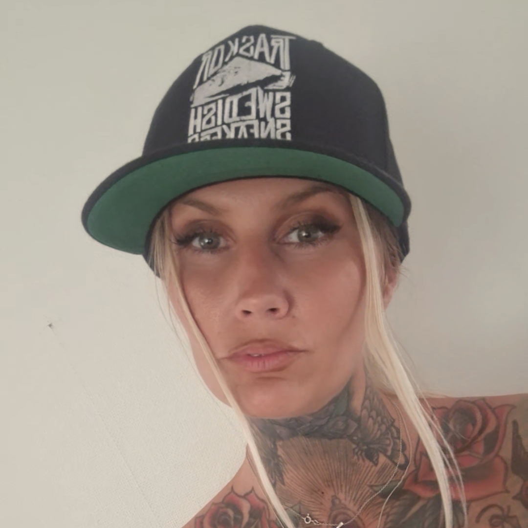 Trucker keps Träskor swedish sneakers