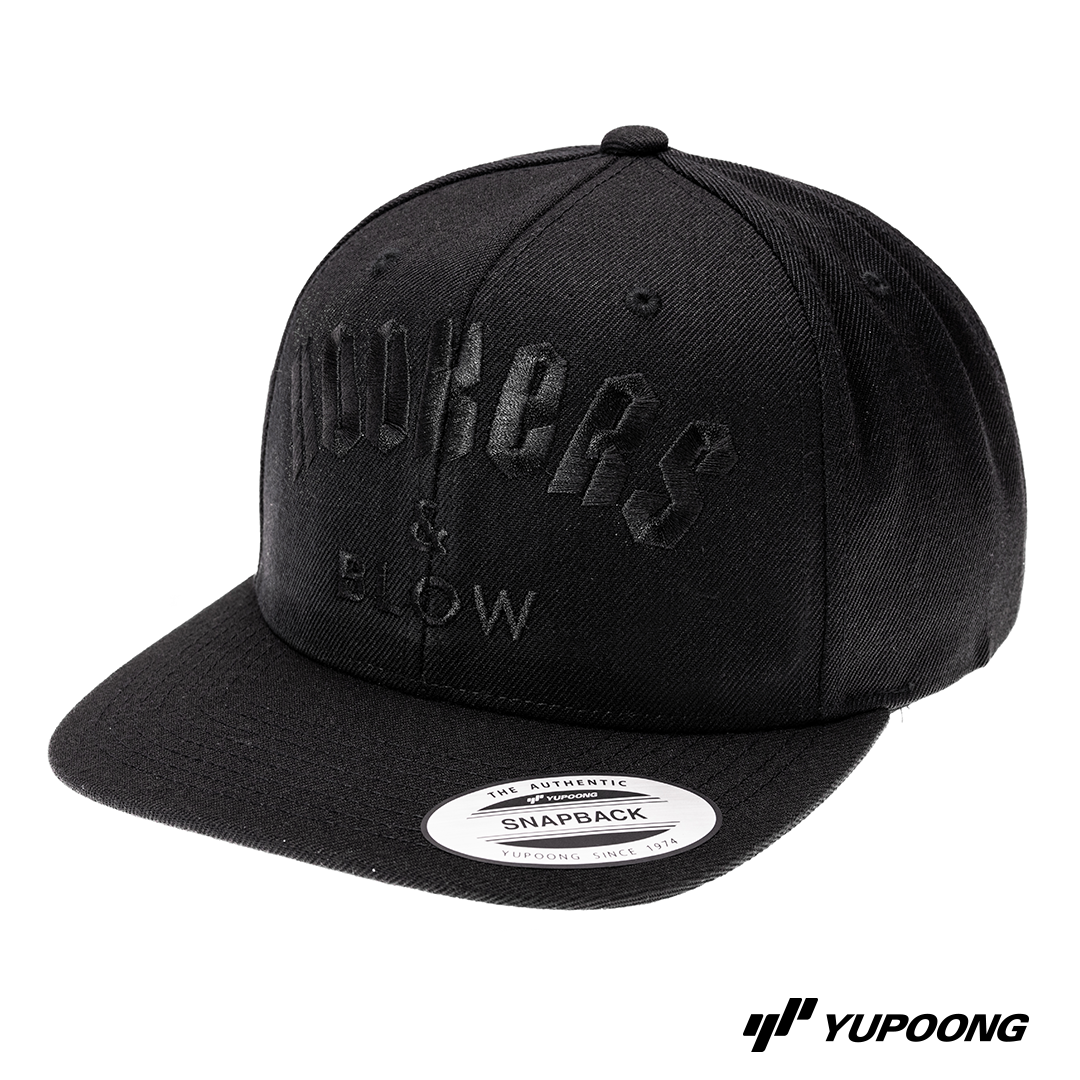 Snapback Hookers & Blow [svart brodyr]