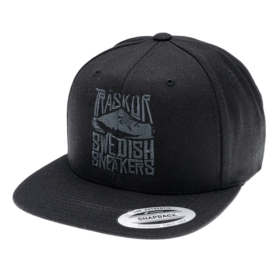 Snapback Träskor Swedish Sneakers [svart brodyr]