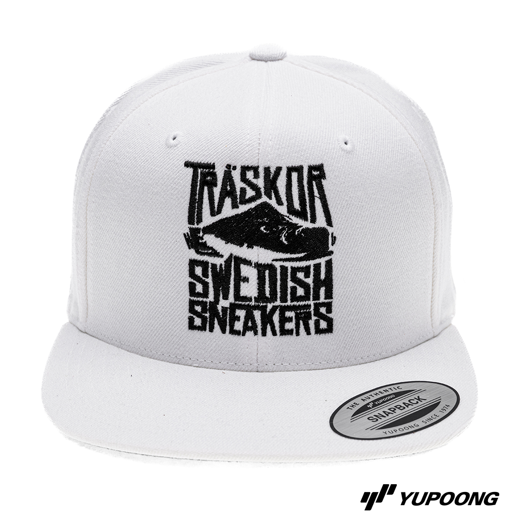 Snapback Träskor Swedish Sneakers [svart brodyr]