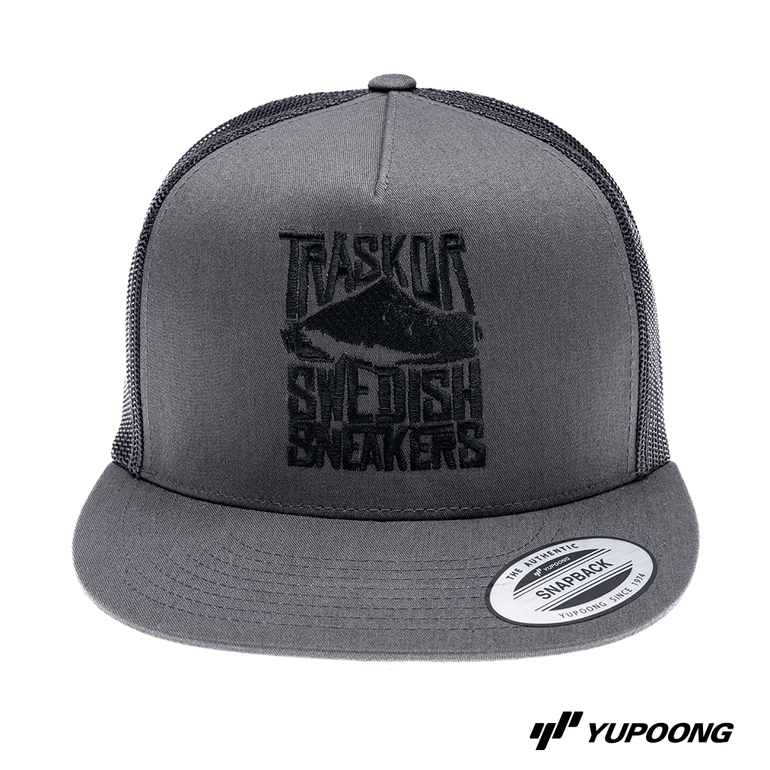 Trucker Träskor Swedish Sneakers [svart brodyr]